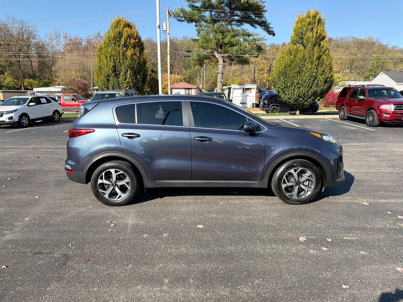 Used 2020 Kia Sportage LX image 9