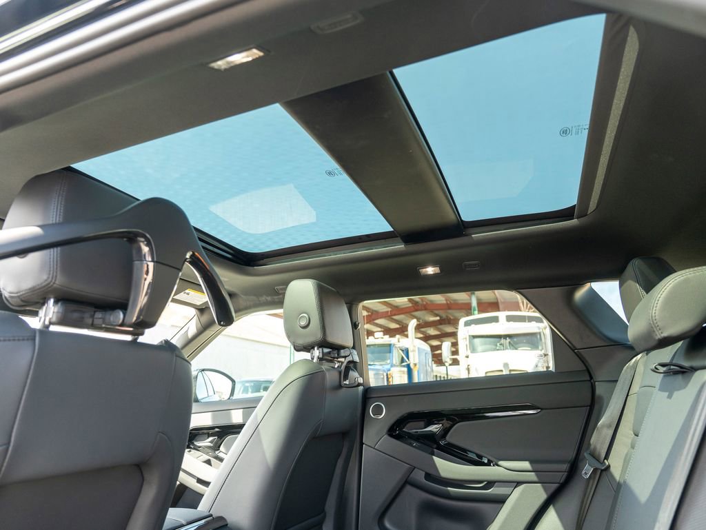 New 2026 Land Rover Range Rover Evoque S image 21