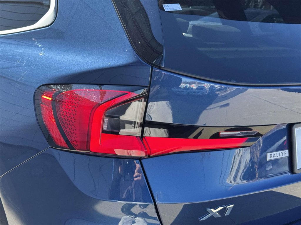 Certified 2025 BMW X1 xDrive28i w/ Convenience Package image 10