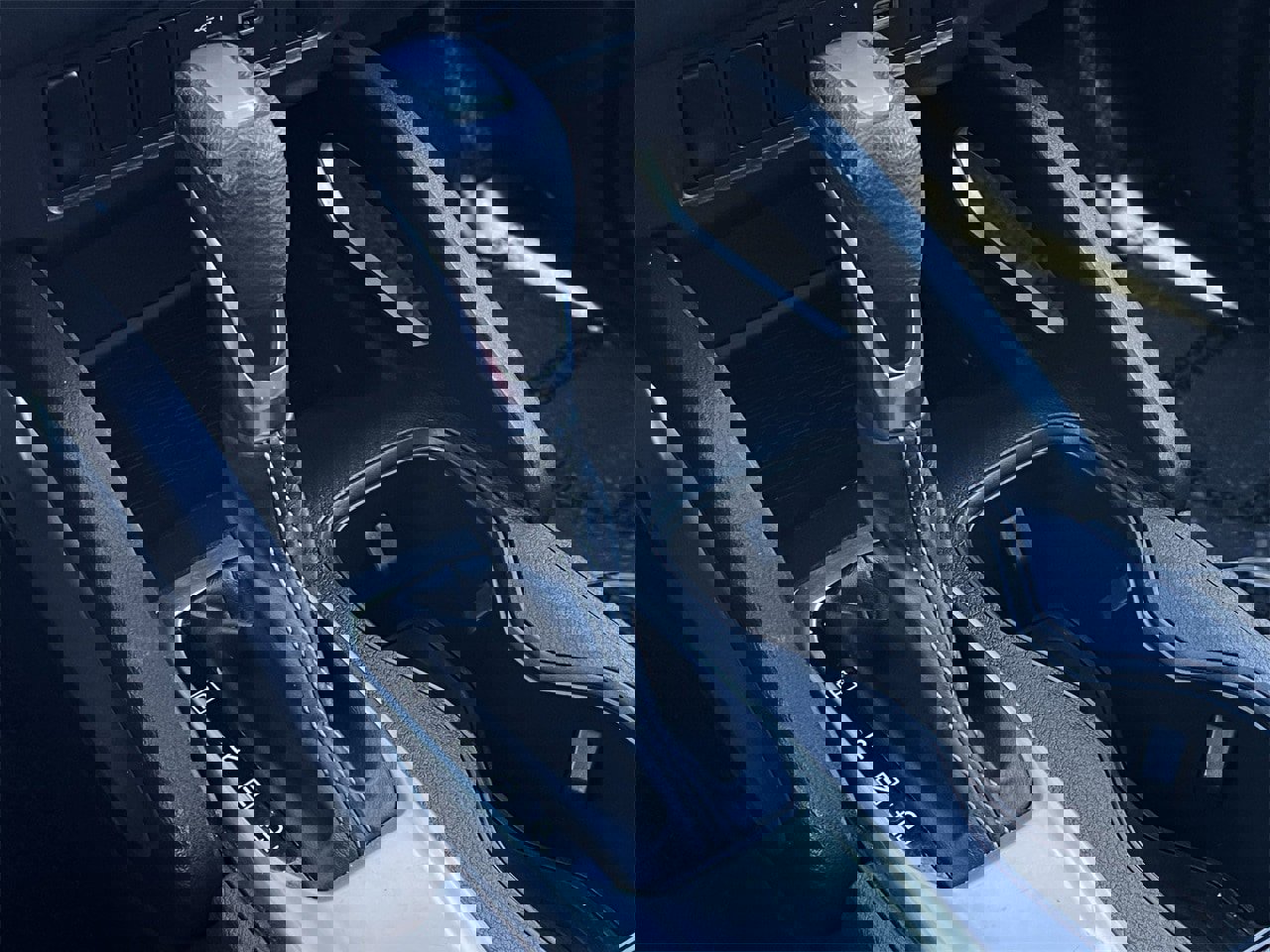 Used 2023 Nissan Frontier SV image 17