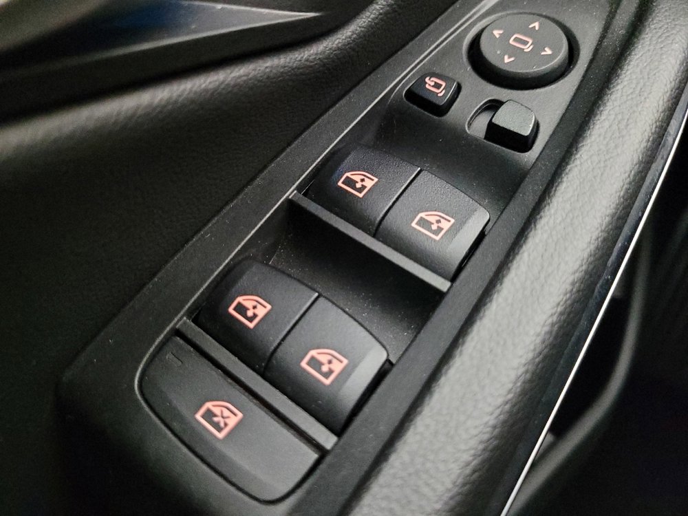 Used 2023 BMW 330e w/ Driving Assistance Package image 27