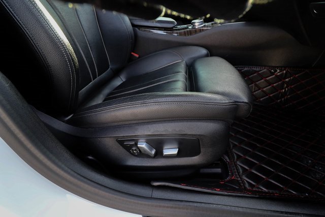 Used 2020 BMW 530i xDrive 530i xDrive w/ Convenience Package image 44