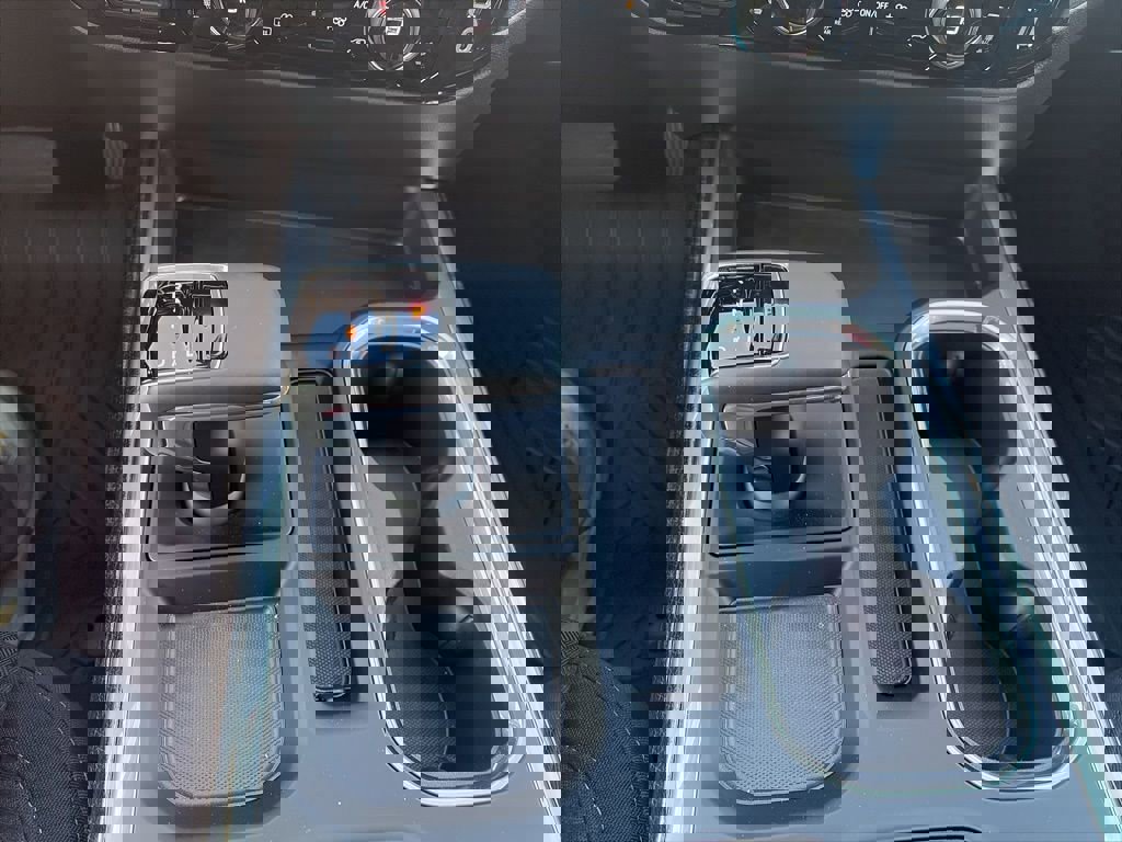 New 2026 Chevrolet Silverado 1500 RST w/ Dark Appearance Package image 10