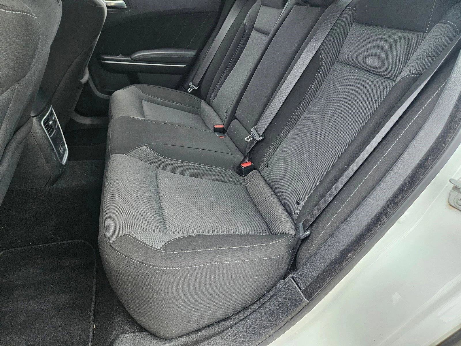 Used 2022 Dodge Charger SXT AWD/4WD image 17