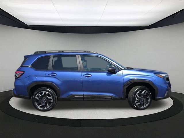 New 2025 Subaru Forester Premium image 8