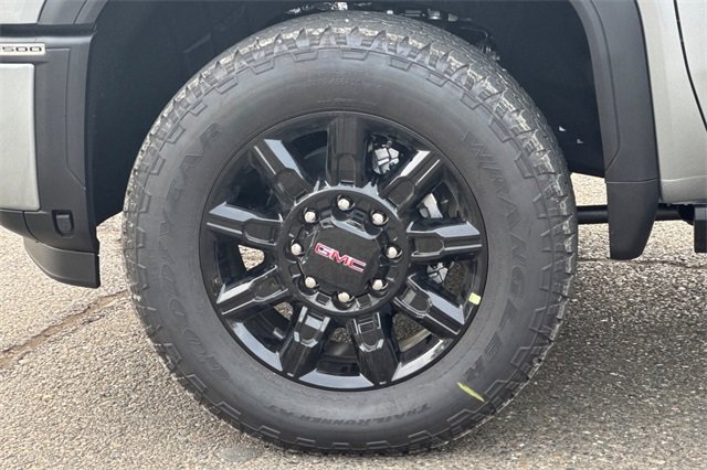 New 2026 GMC Sierra 2500 AT4 w/ AT4 Premium Plus Package image 32
