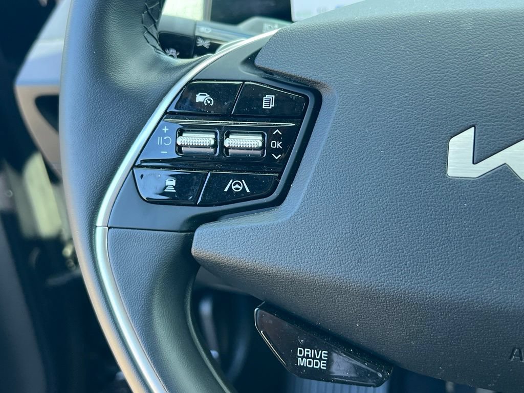 Certified 2024 Kia EV6 Wind w/ Wind Technology Package AWD/4WD image 21