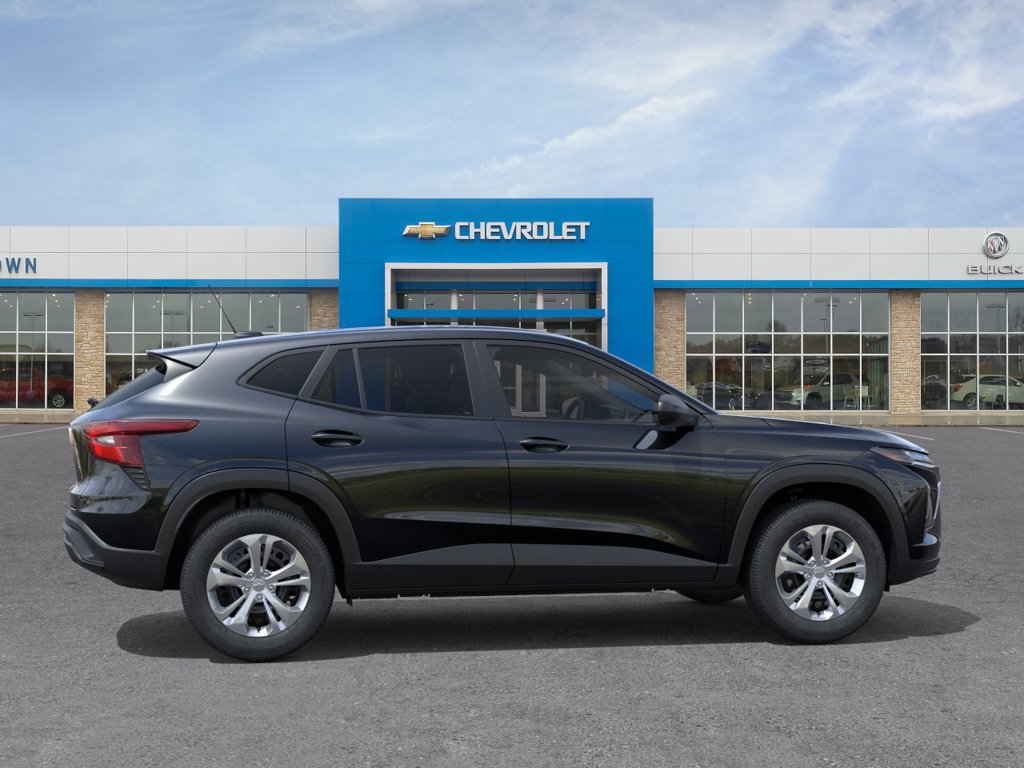New 2026 Chevrolet Trax LS w/ Driver Confidence Package FWD image 5