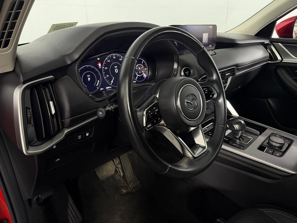 Used 2024 MAZDA CX-90 Plug-In Hybrid w/ Preferred AWD/4WD image 11