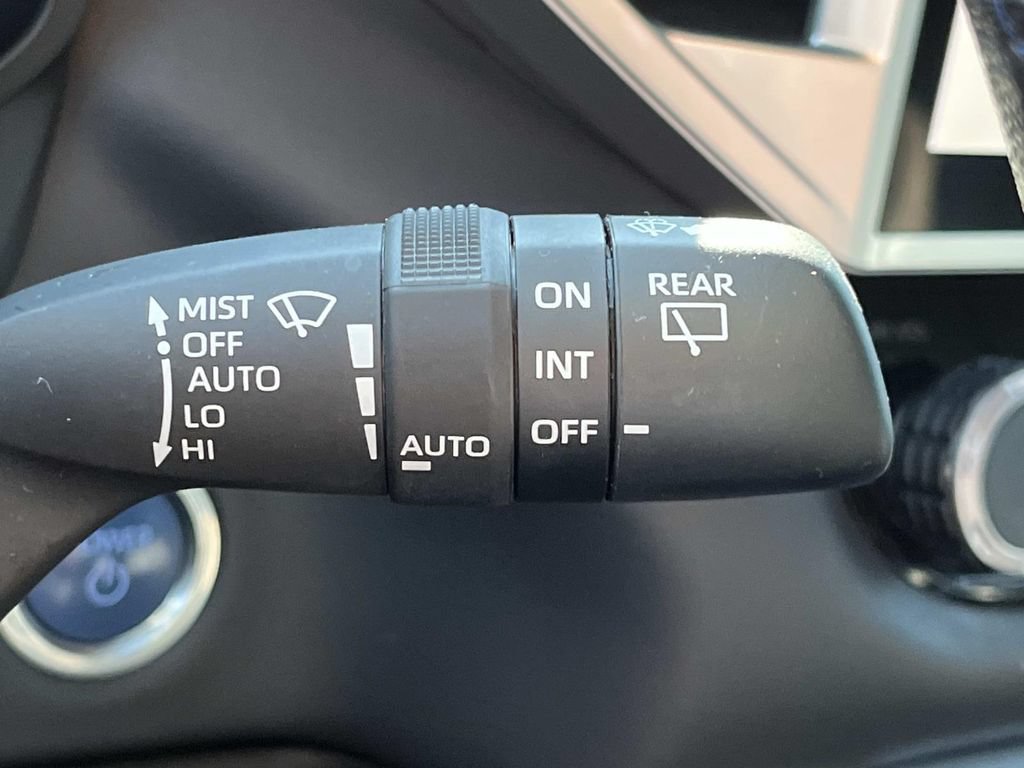 Used 2024 Toyota Sequoia Platinum AWD/4WD image 45