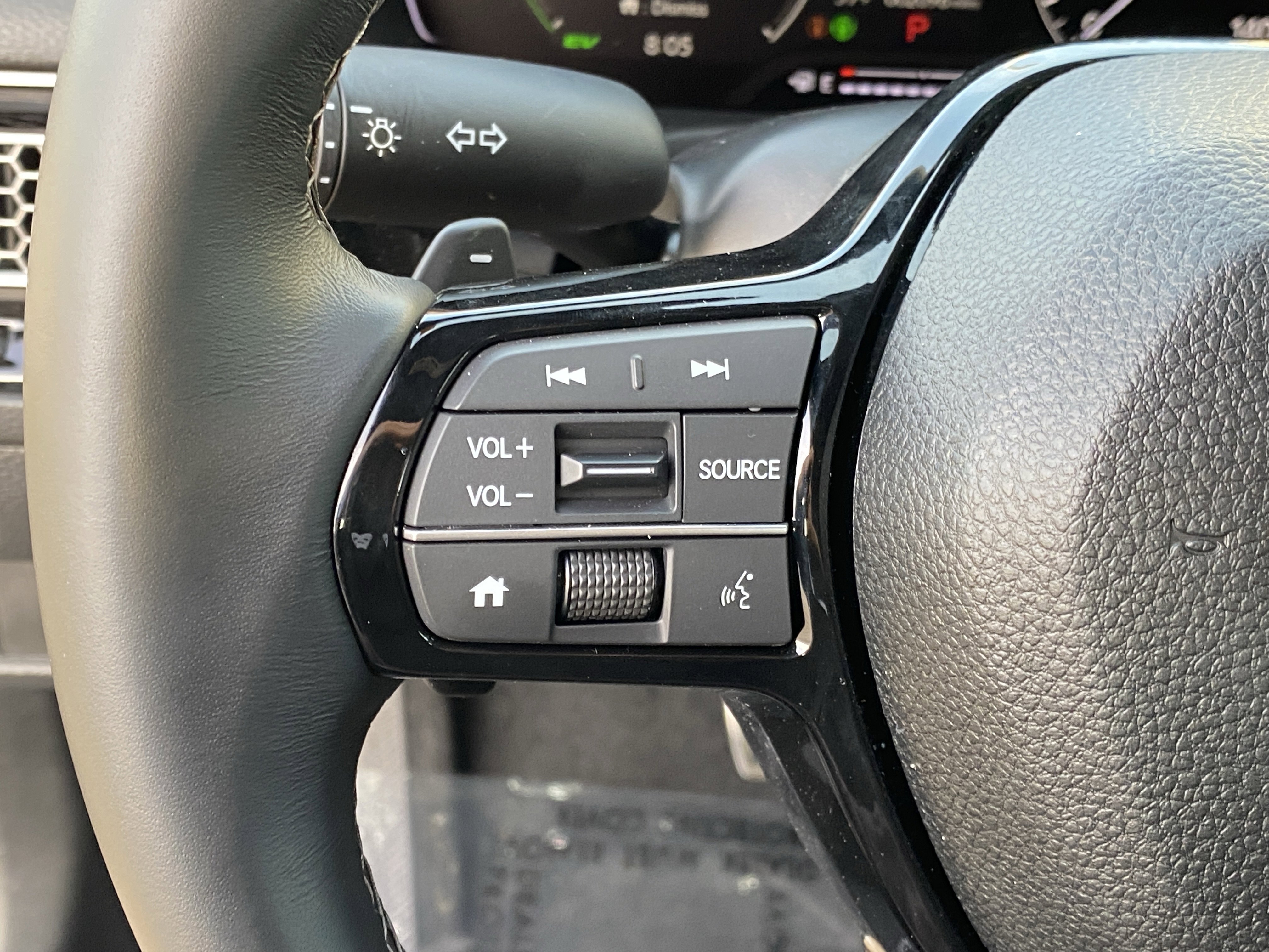 Used 2025 Honda Civic Sport image 25