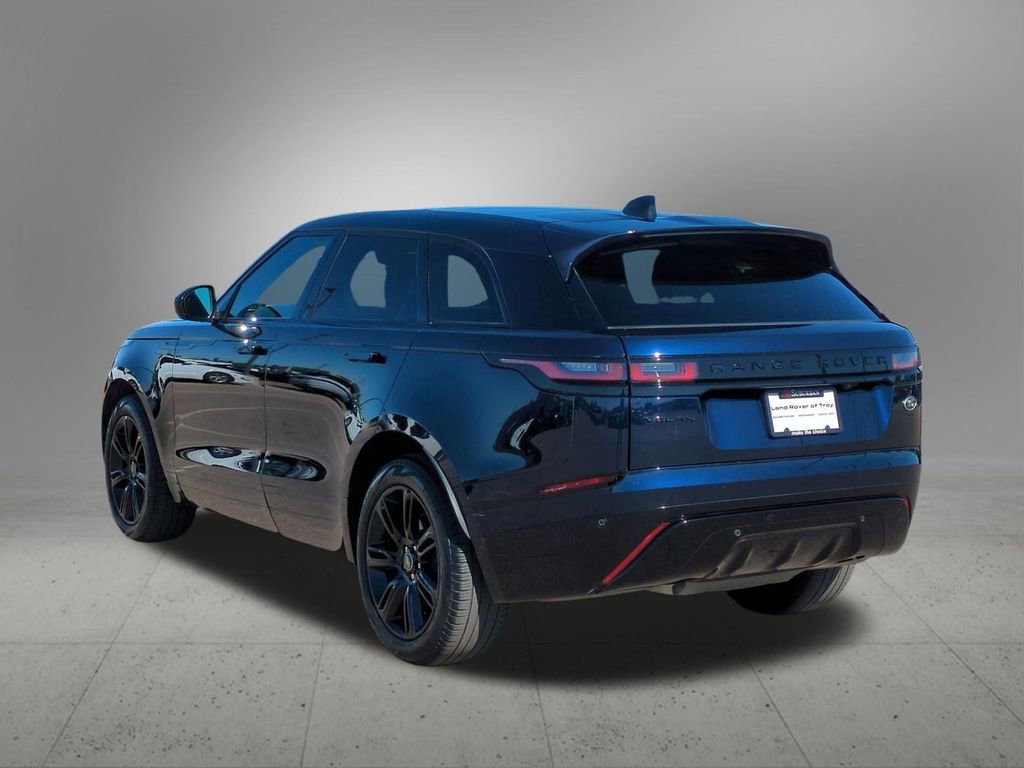 Used 2022 Land Rover Range Rover Velar R-Dynamic S image 4