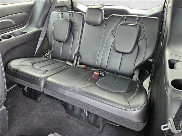 Used 2025 Chrysler Pacifica Select FWD image 22