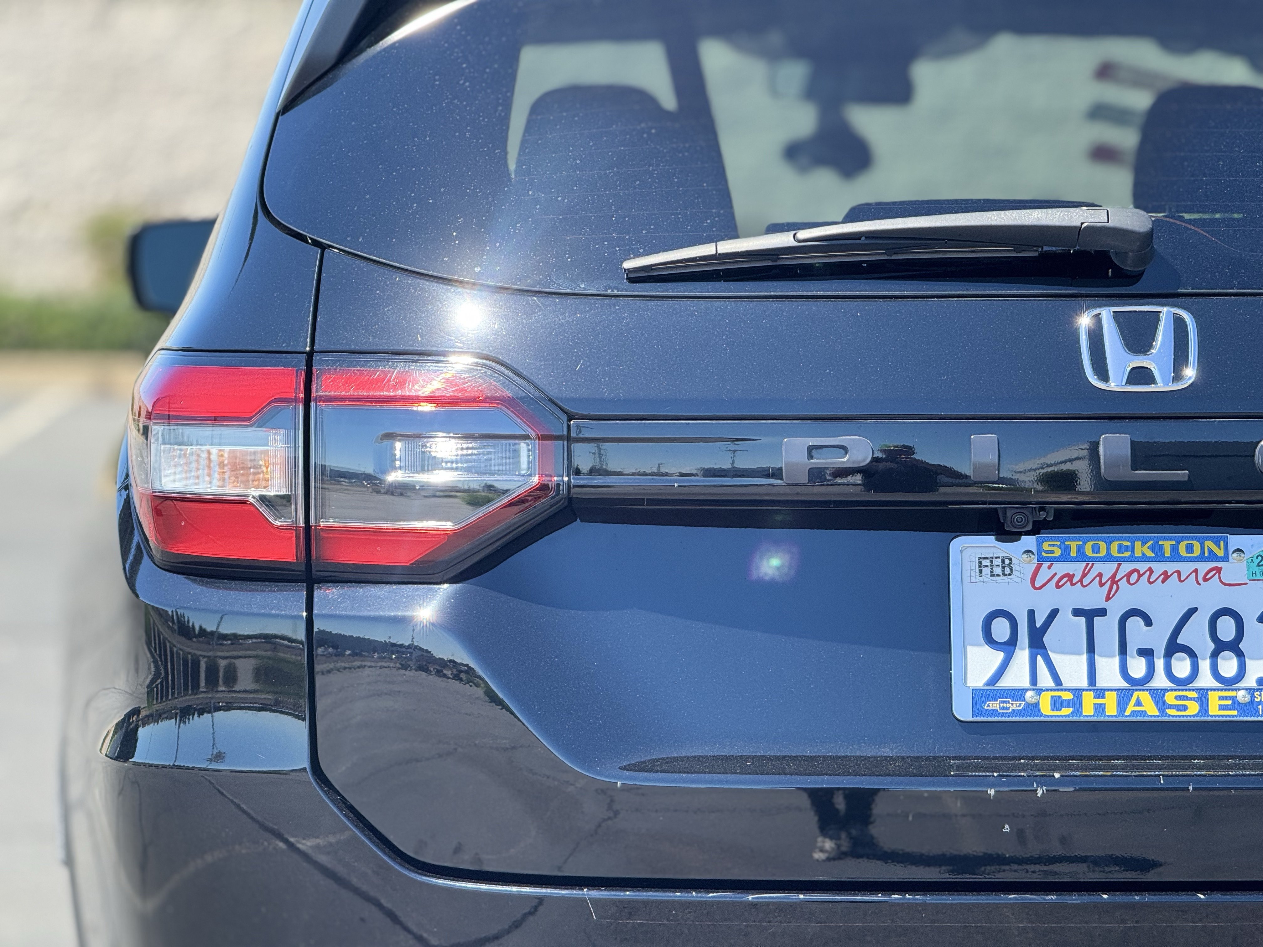 Used 2024 Honda Pilot LX image 7