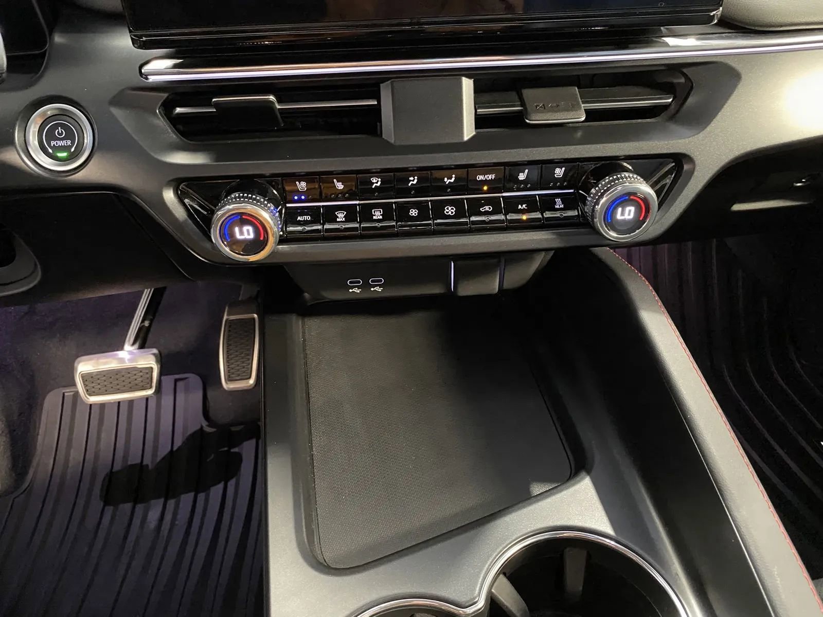 Used 2024 Acura ZDX A-Spec image 15