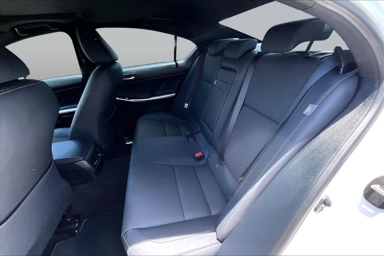 Used 2025 Lexus IS 350 F Sport w/ Accessory Package RWD image 21