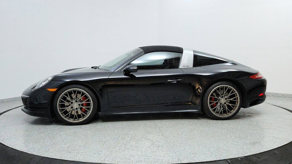 Used 2017 Porsche 911 Targa 4S image 2