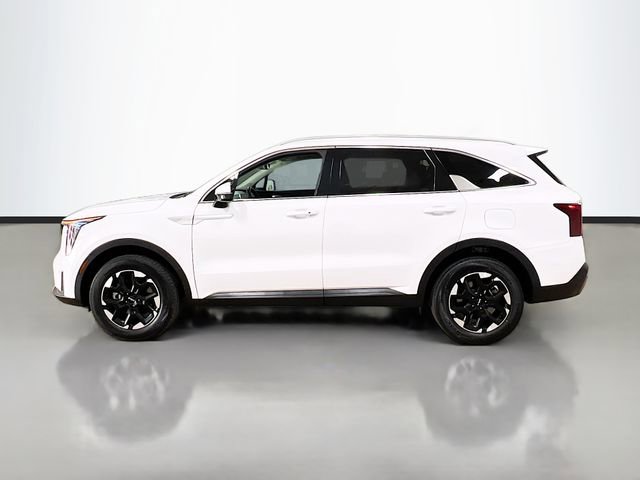 Used 2024 Kia Sorento S image 4