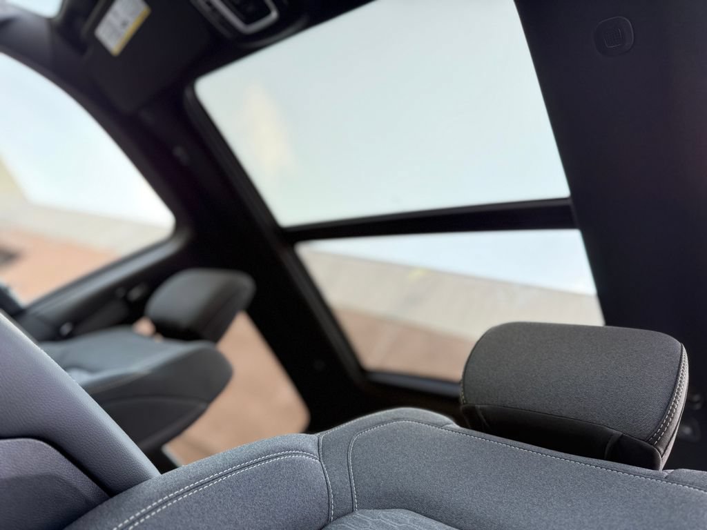 New 2026 RAM 1500 Big Horn AWD/4WD image 13