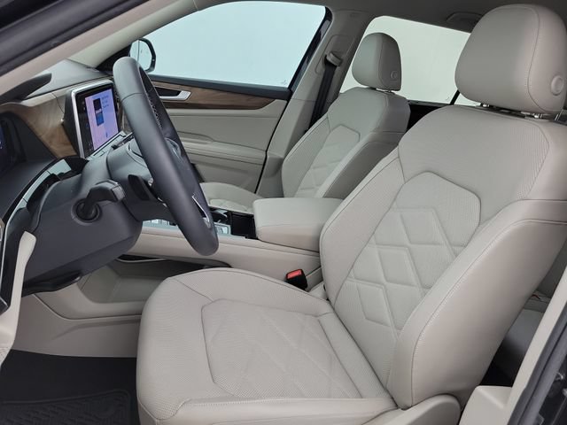 Used 2024 Volkswagen Atlas SE FWD image 19