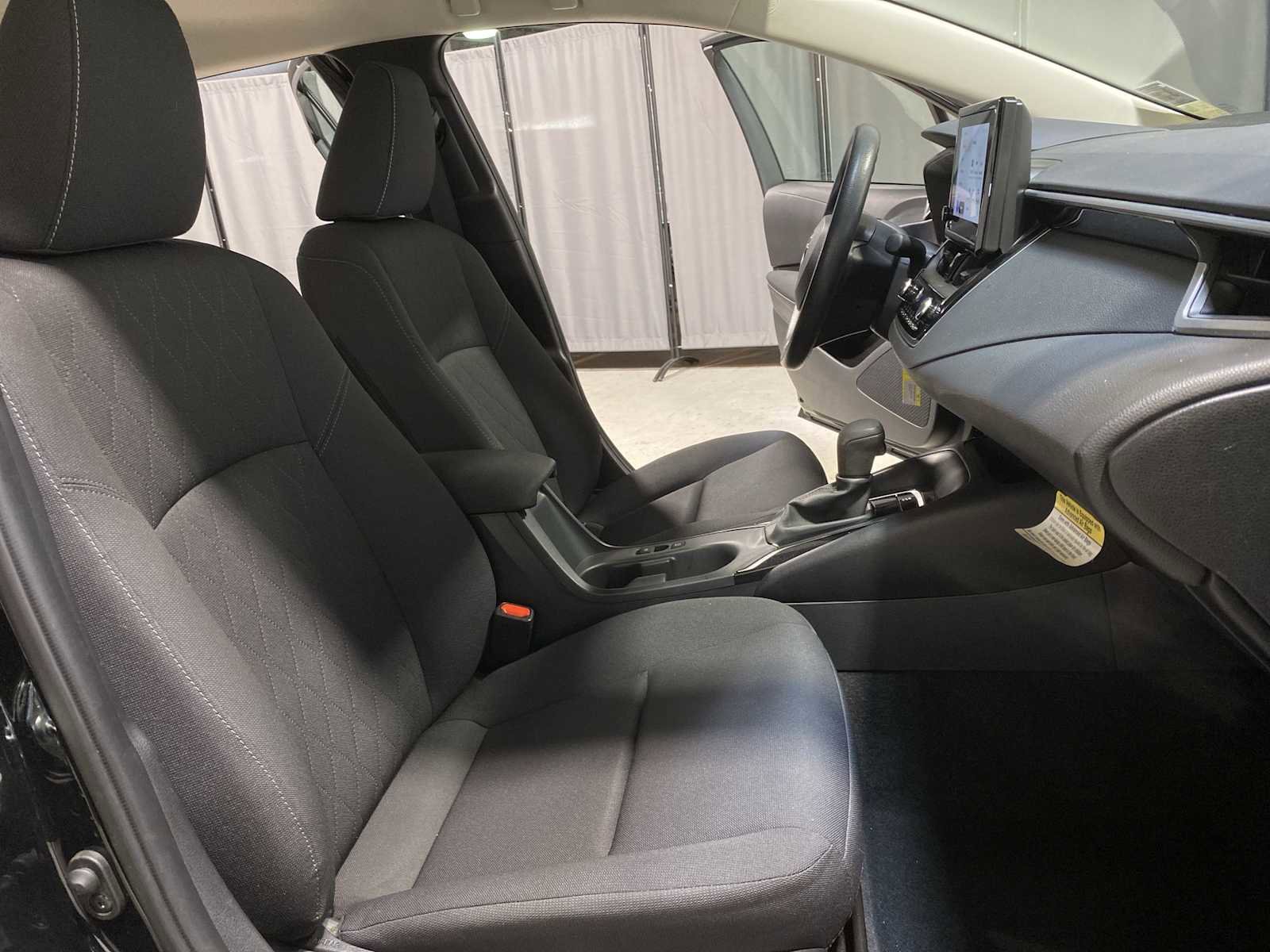 Used 2023 Toyota Corolla LE image 14