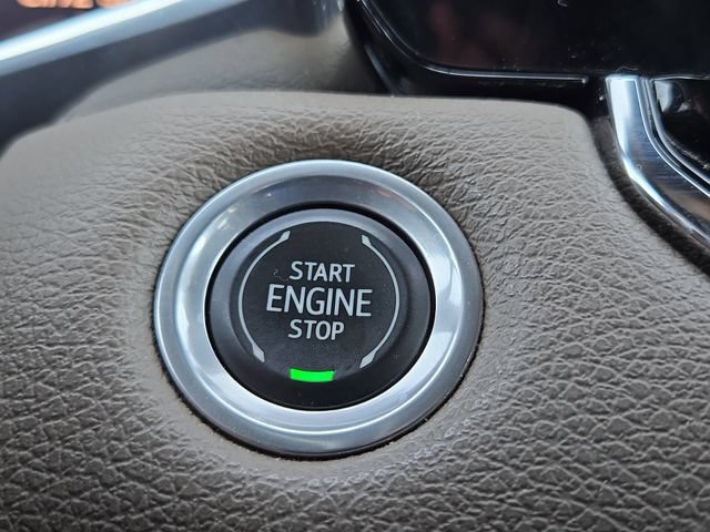 Used 2023 GMC Canyon Denali AWD/4WD image 10