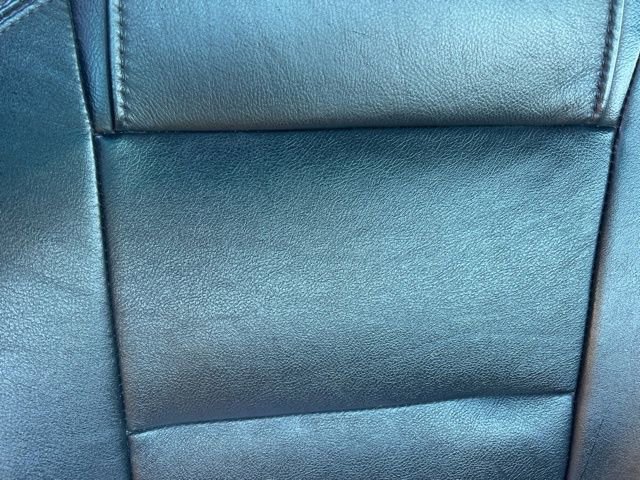 Used 2013 Ford Explorer XLT image 34