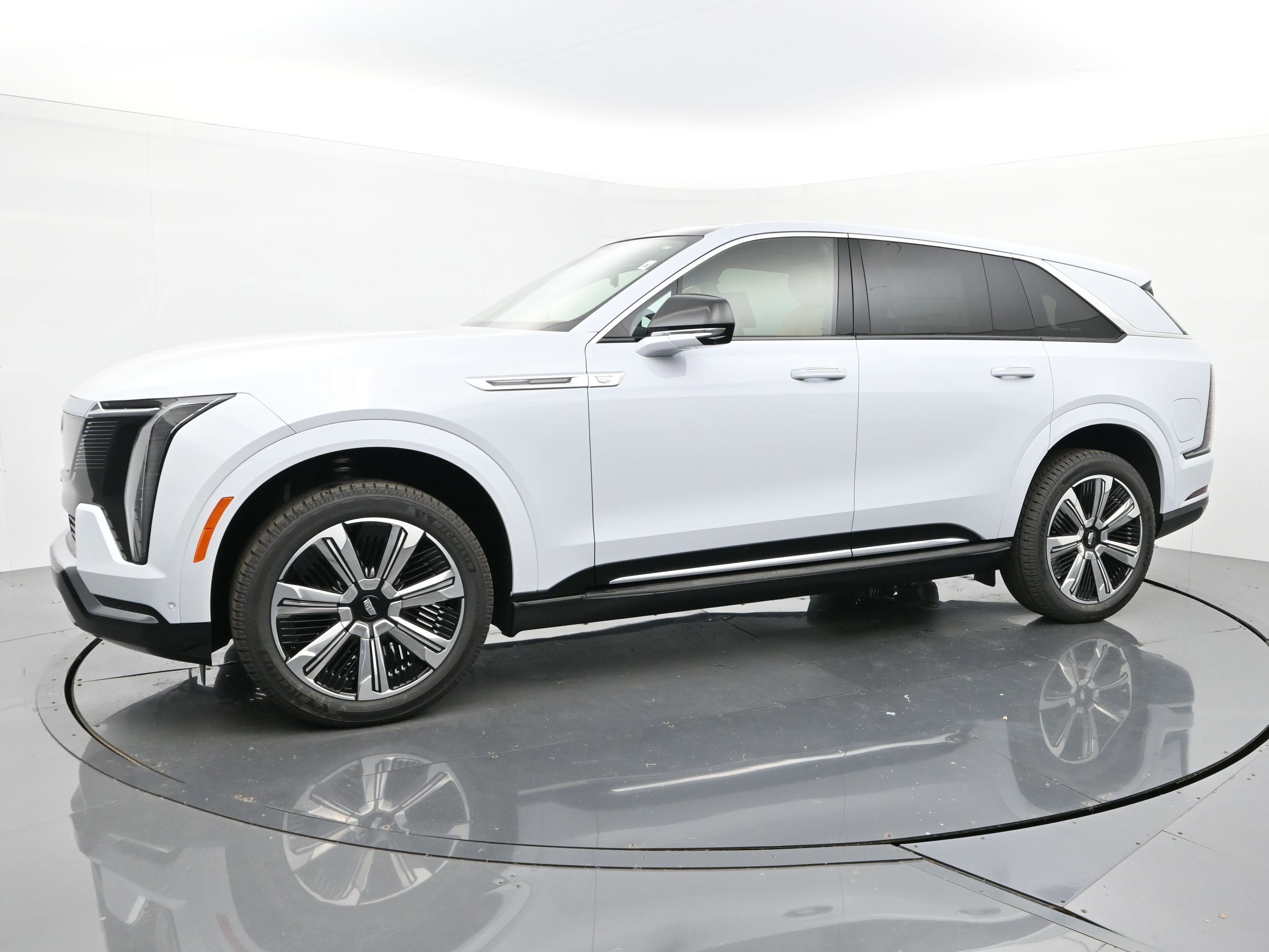 New 2026 Cadillac Escalade IQ Luxury 2 image 2