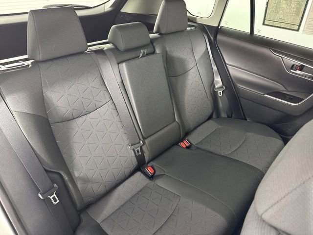 Used 2025 Toyota RAV4 XLE AWD/4WD image 29