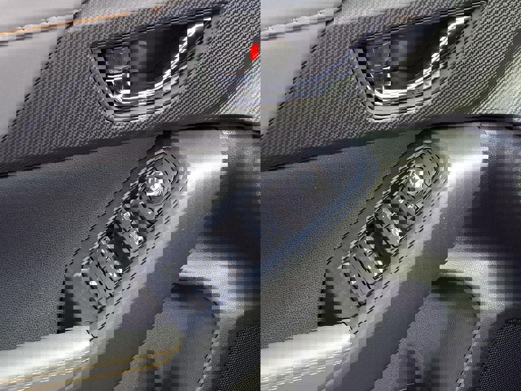 New 2026 Subaru Crosstrek 2.5i Limited image 11