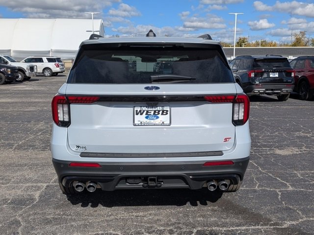 New 2026 Ford Explorer ST image 5