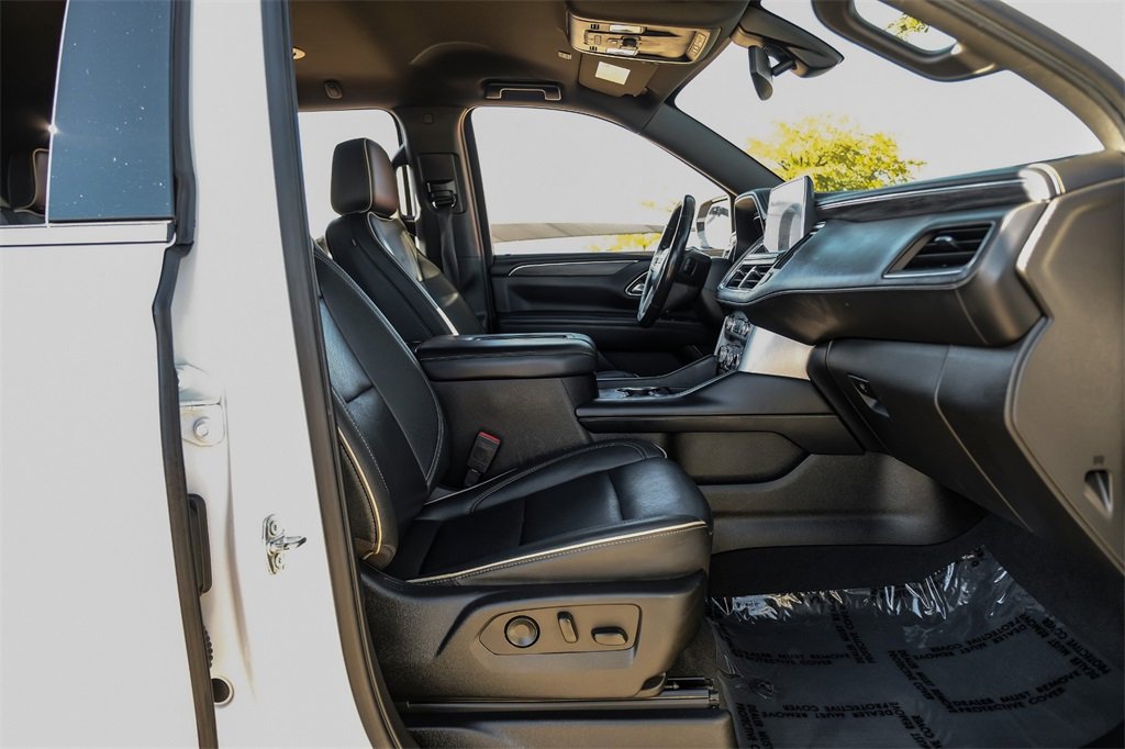 Used 2022 GMC Yukon XL SLT image 34