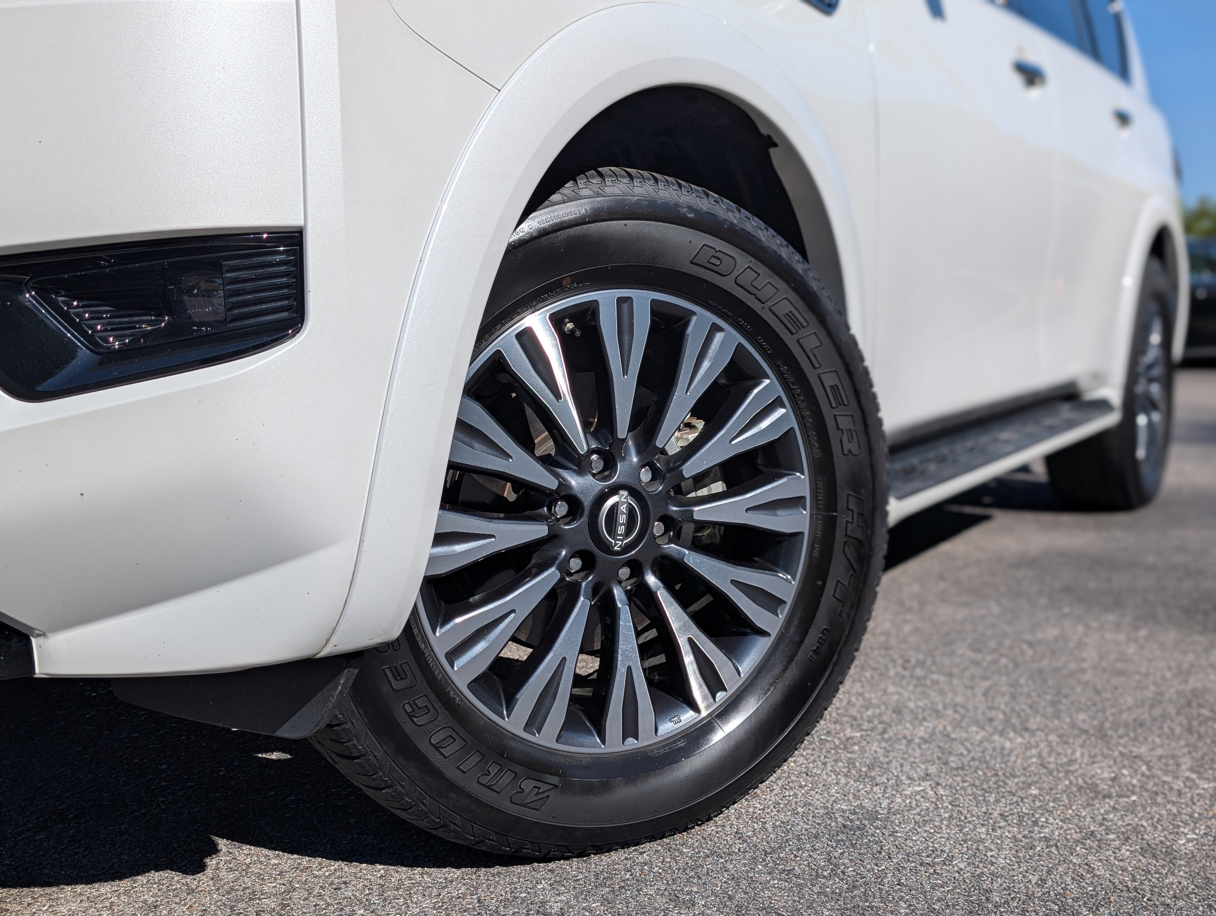 Used 2023 Nissan Armada SL w/ Midnight Edition Package image 37