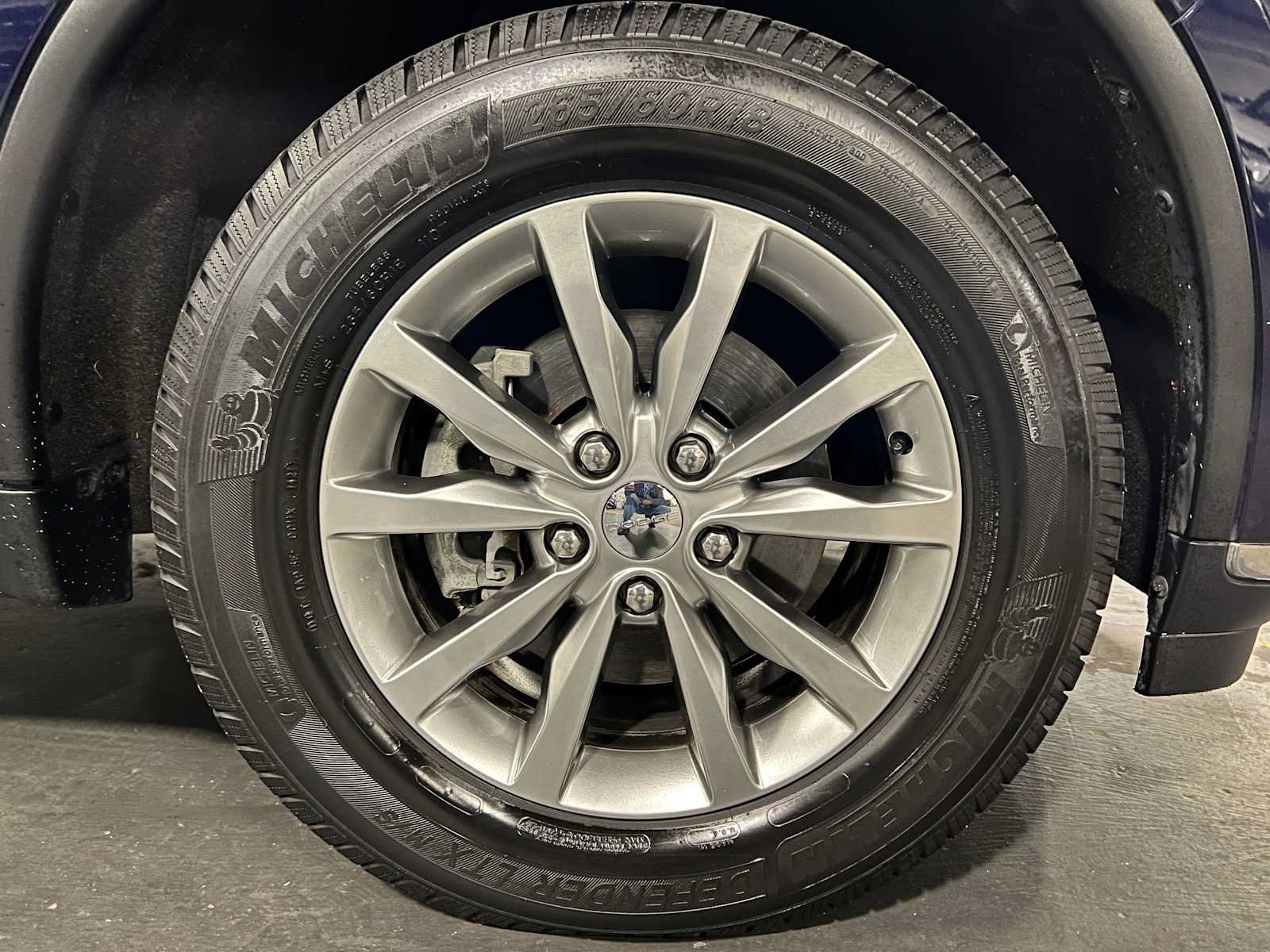 Used 2018 Dodge Durango SXT w/ 3rd Row Seating Group AWD/4WD image 9