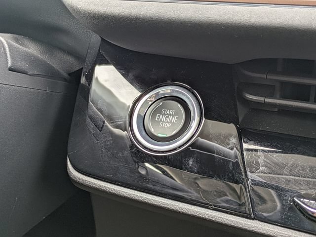 Used 2024 Buick Envision Sport Touring AWD/4WD image 28
