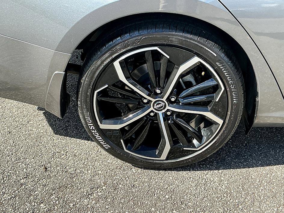 Certified 2023 Nissan Altima 2.5 SR image 9