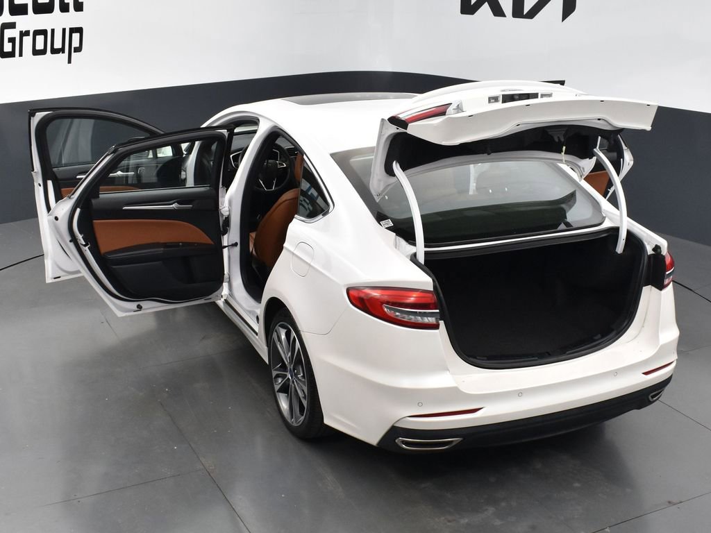 Used 2019 Ford Fusion Titanium image 31