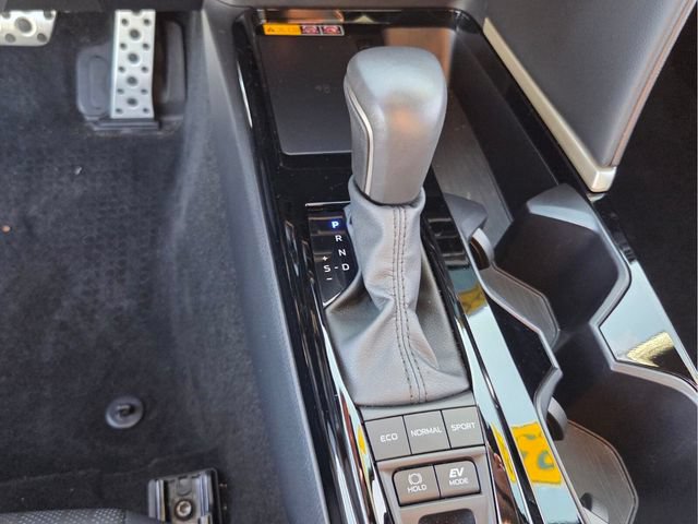 Used 2025 Toyota Camry XSE FWD image 28