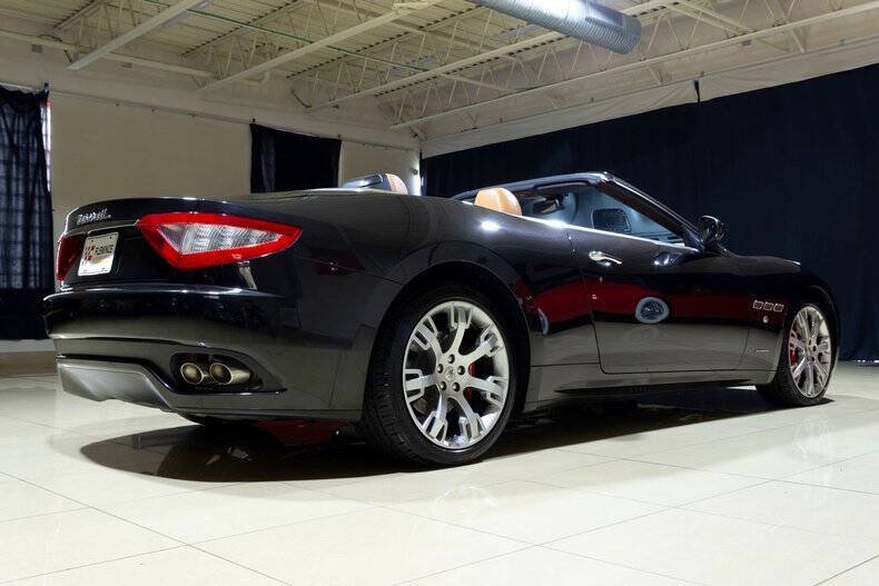 Used 2015 Maserati GranTurismo Convertible RWD image 25