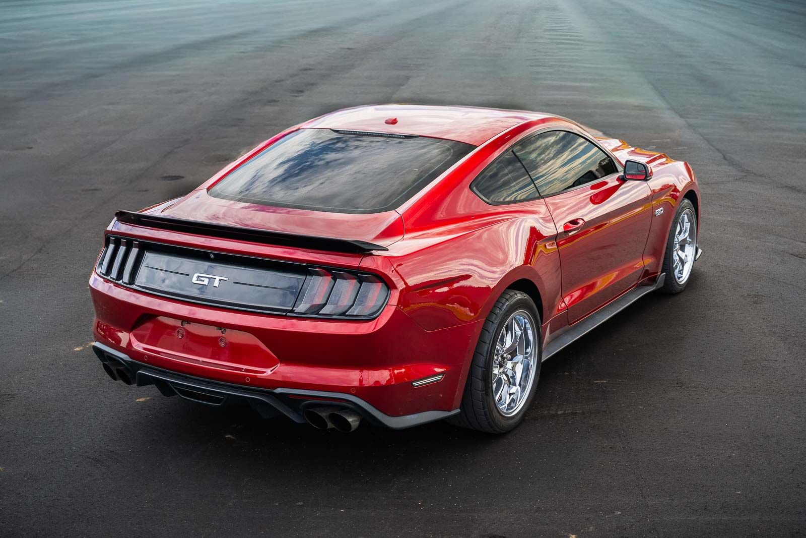 Used 2019 Ford Mustang GT Premium w/ Ford Safe & Smart Package RWD image 7