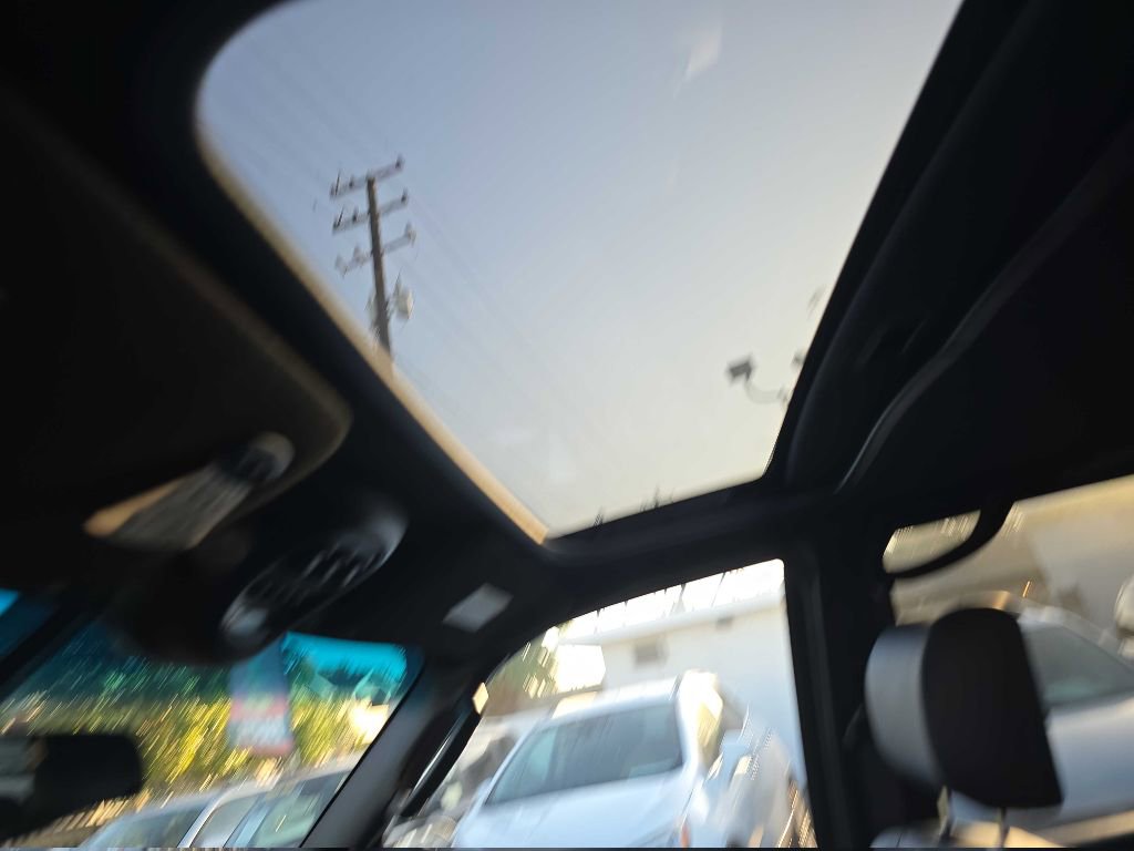 Used 2002 Lincoln Blackwood image 11