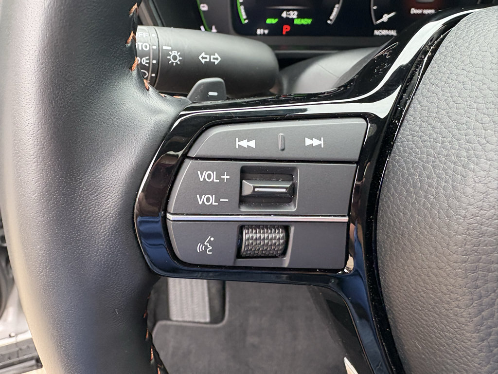 Certified 2026 Honda CR-V Sport Touring image 14