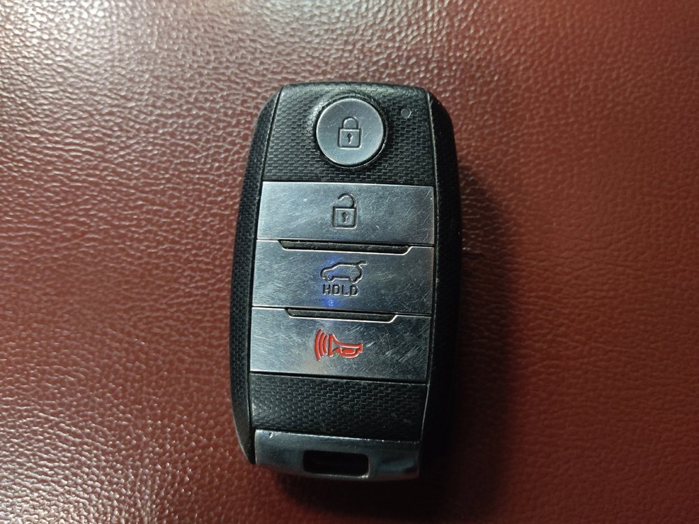 Used 2017 Kia Sorento SX image 32