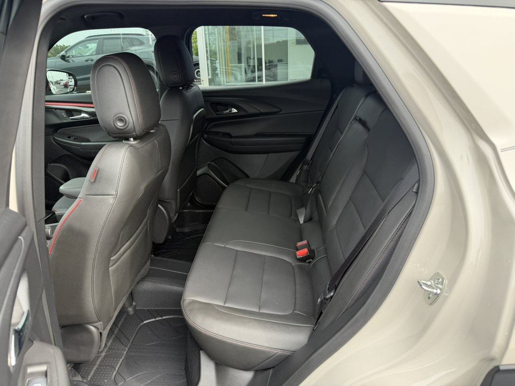 Used 2026 Chevrolet TrailBlazer RS w/ Convenience Package AWD/4WD image 19
