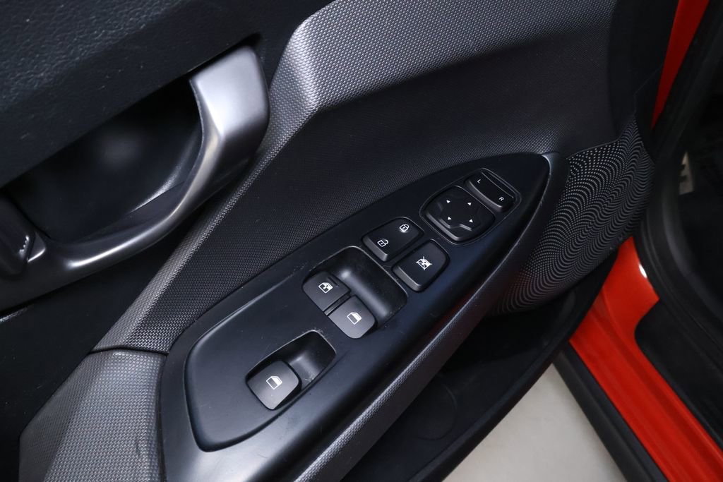 Used 2019 Hyundai Veloster Turbo R-Spec image 14