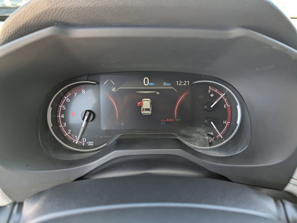 Used 2019 Toyota RAV4 Limited w/ Advanced Technology Package image 29