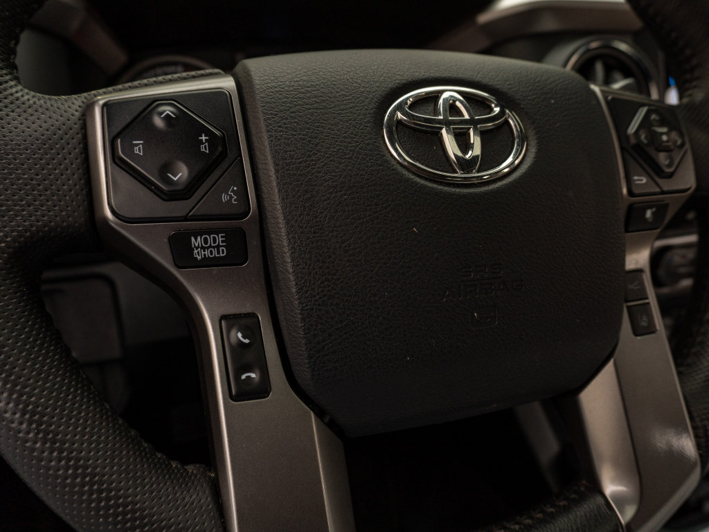 Used 2019 Toyota Tacoma Limited AWD/4WD image 29