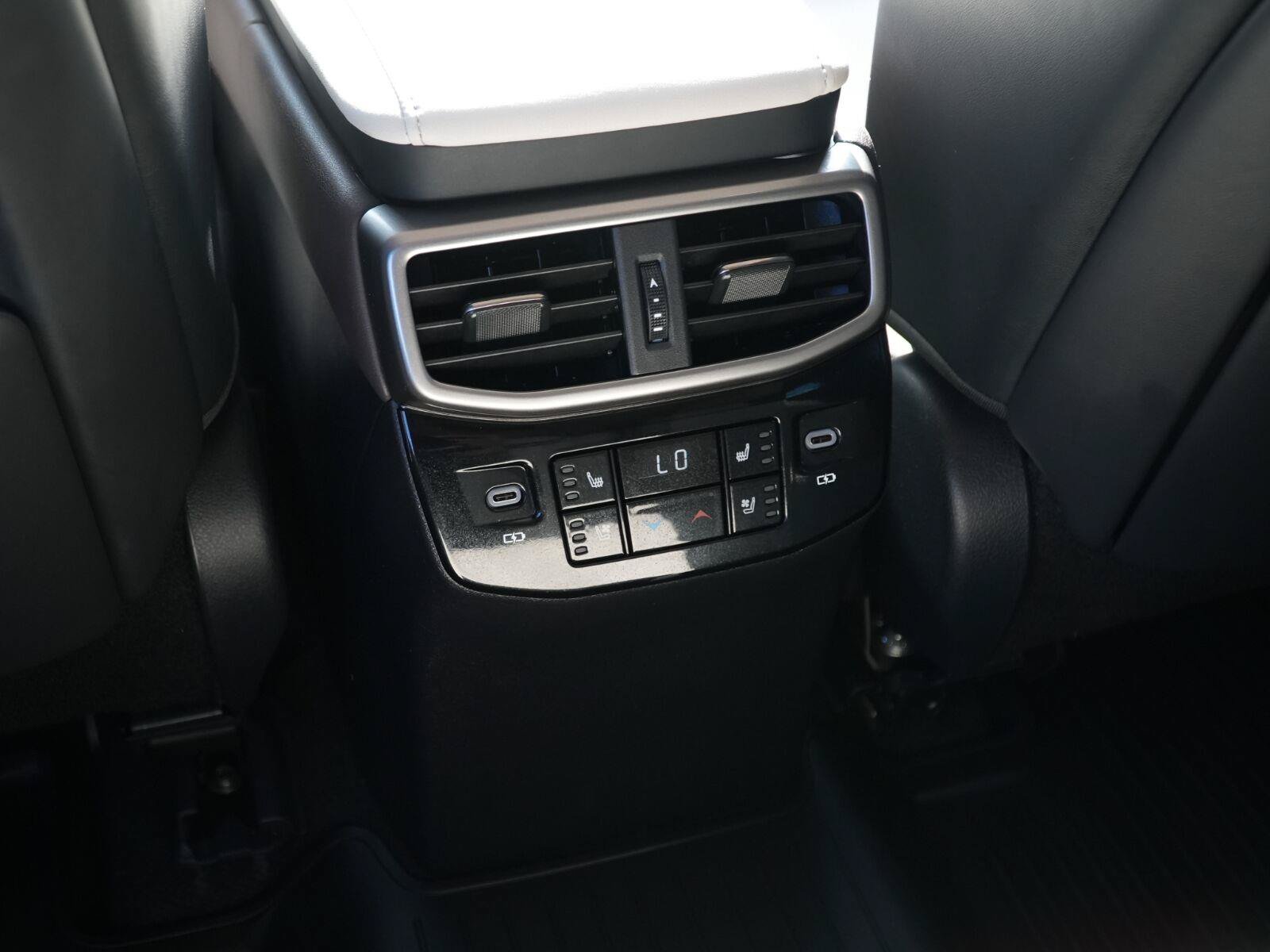 Used 2025 Lexus RX 350 w/ Convenience Package AWD/4WD image 21