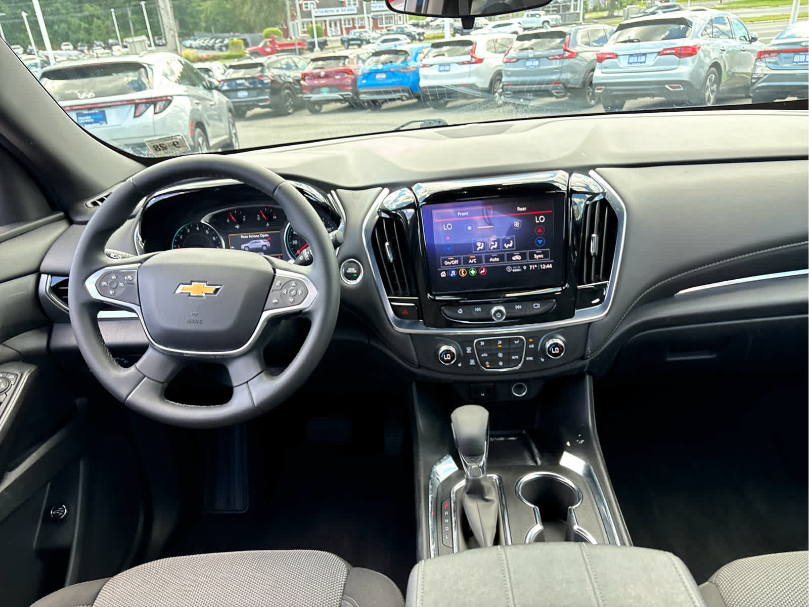 Certified 2023 Chevrolet Traverse LT FWD image 23