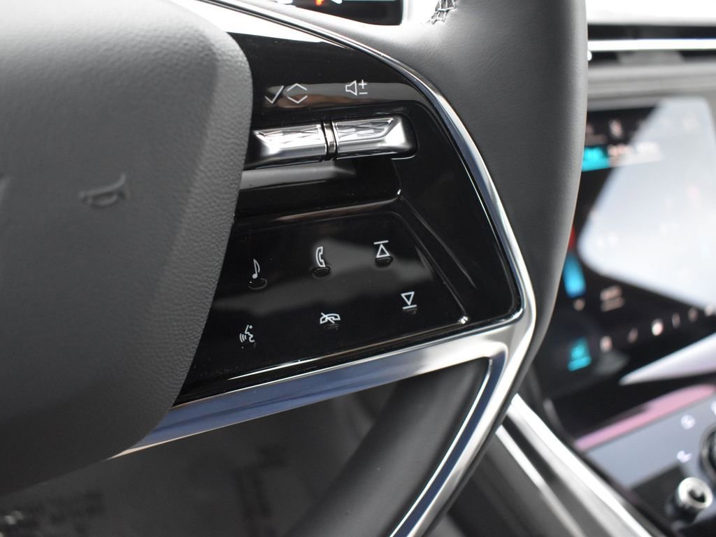 Certified 2025 Cadillac Escalade IQ Sport 1 AWD/4WD image 17